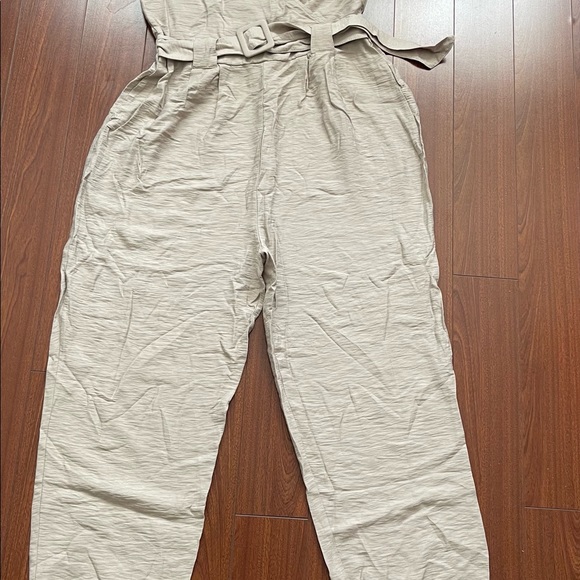 Linen Jumpsuit With Belt S - Picture 11 of 13